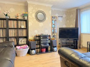 Red Barn Road- click for photo gallery